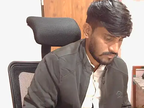 Snapshot of krishjaat43 chatting on November 2025 07:03:01 PM krishjaat43 online show from November 2025 07:03:01 PM