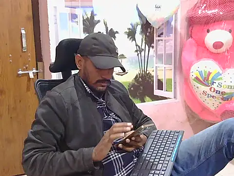 krishjaat43 online show from December 2025 08:05:01 PM