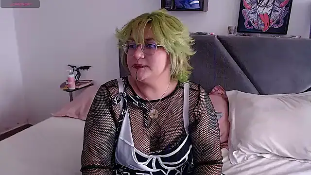 XxGreenGoodxX online show from February 2026 06:56:02 PM