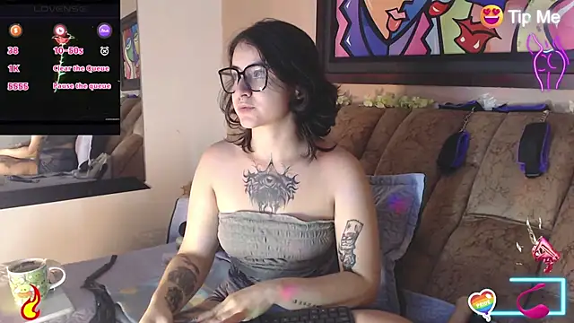 Snapshot of miss_tatta chatting on October 2025 04:04:02 AM miss tatta online show from October 2025 04:04:02 AM