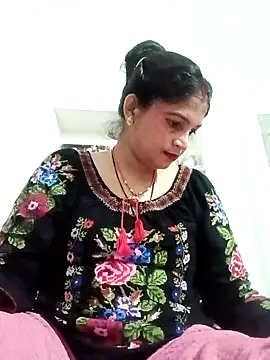 Chhaya hot online show from October 2025 02:26:01 AM