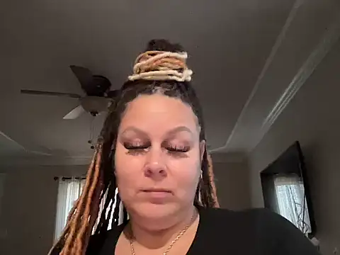 Snapshot of number1slut chatting on January 2026 07:06:02 PM number1slut online show from January 2026 07:06:02 PM