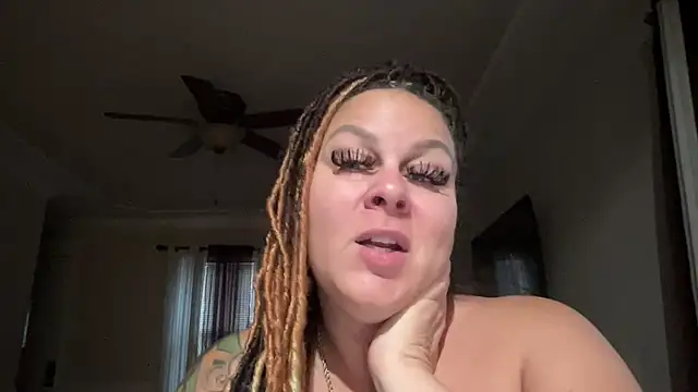 Snapshot of number1slut chatting on January 2026 02:10:02 PM number1slut online show from January 2026 02:10:02 PM