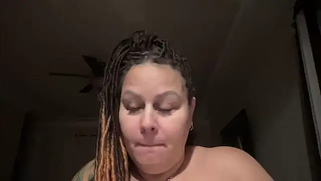 Snapshot of number1slut chatting on January 2026 04:49:02 AM number1slut online show from January 2026 04:49:02 AM