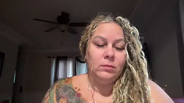 Snapshot of number1slut chatting on March 2026 12:31:02 PM number1slut online show from March 2026 12:31:02 PM