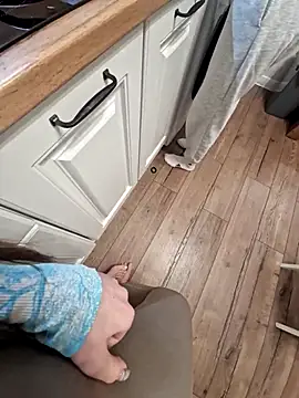 yourfavpsy  online show from November 2025 01:43:01 PM