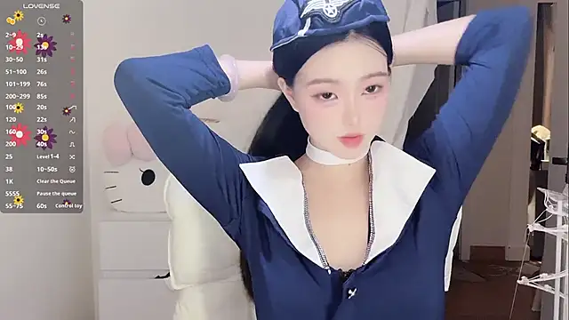 MM-feifei online show from October 2025 07:42:02 PM