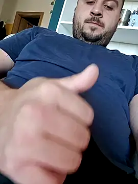 Snapshot of Matthiiaass chatting on April 2026 11:01:02 AM Matthiiaass online show from April 2026 11:01:02 AM