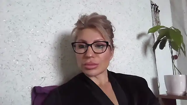 fox red lady7 online show from April 2026 08:21:02 AM