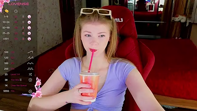 Snapshot of Jenny_Skinner20 chatting on April 2026 07:17:02 PM Jenny Skinner20 online show from April 2026 07:17:02 PM