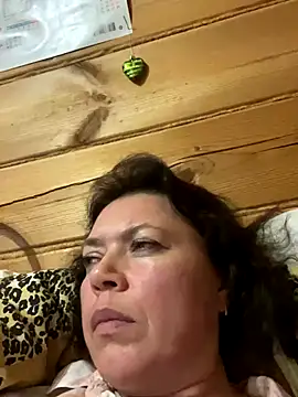 Kiravix online show from October 2025 07:15:01 PM