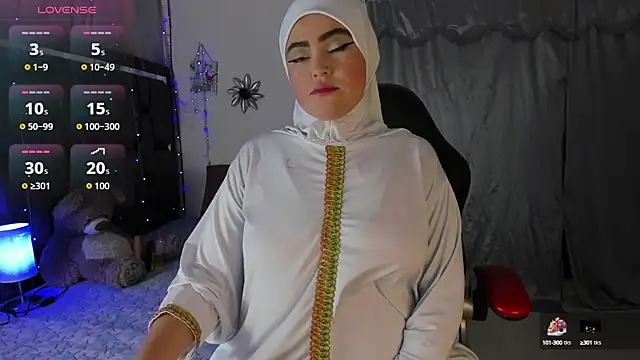 Snapshot of MarianFadel chatting on October 2025 12:26:02 PM MarianFadel online show from October 2025 12:26:02 PM