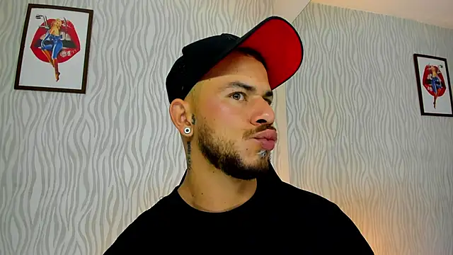 Snapshot of dylan_jacobx chatting on October 2025 03:10:02 AM dylan jacobx online show from October 2025 03:10:02 AM