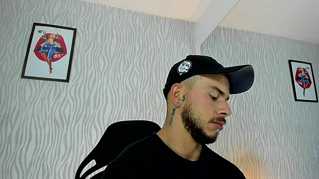 Snapshot of dylan_jacobx chatting on November 2025 03:29:01 AM dylan jacobx online show from November 2025 03:29:01 AM