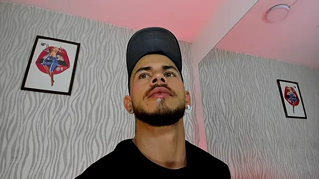 Snapshot of dylan_jacobx chatting on November 2025 03:27:01 AM dylan jacobx online show from November 2025 03:27:01 AM