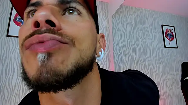 Snapshot of dylan_jacobx chatting on November 2025 03:15:01 AM dylan jacobx online show from November 2025 03:15:01 AM