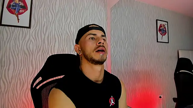 Snapshot of dylan_jacobx chatting on November 2025 03:05:02 AM dylan jacobx online show from November 2025 03:05:02 AM