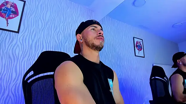 Snapshot of dylan_jacobx chatting on November 2025 02:00:02 AM dylan jacobx online show from November 2025 02:00:02 AM