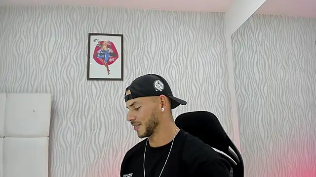 Snapshot of dylan_jacobx chatting on December 2025 08:36:02 PM dylan jacobx online show from December 2025 08:36:02 PM