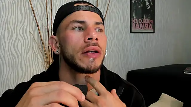 Snapshot of dylan_jacobx chatting on March 2026 02:11:01 AM dylan jacobx online show from March 2026 02:11:01 AM