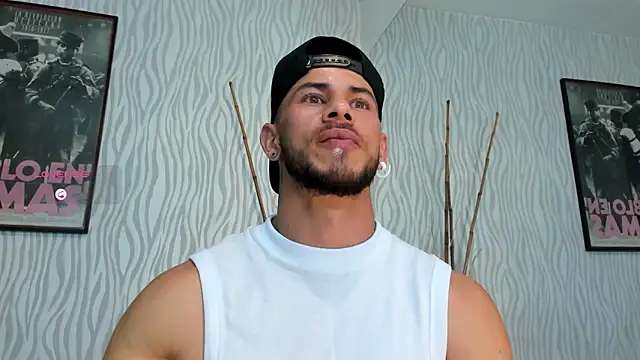 Snapshot of dylan_jacobx chatting on March 2026 03:29:02 AM dylan jacobx online show from March 2026 03:29:02 AM