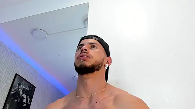 Snapshot of dylan_jacobx chatting on April 2026 07:03:02 AM dylan jacobx online show from April 2026 07:03:02 AM