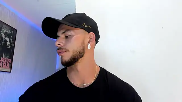 Snapshot of dylan_jacobx chatting on April 2026 12:37:02 AM dylan jacobx online show from April 2026 12:37:02 AM