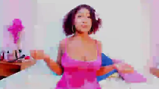 Snapshot of Emmadancer chatting on September 2025 08:45:01 PM Emmadancer online show from September 2025 08:45:01 PM