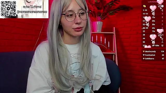 Snapshot of meomeee chatting on February 2026 05:22:02 AM meomeee online show from February 2026 05:22:02 AM