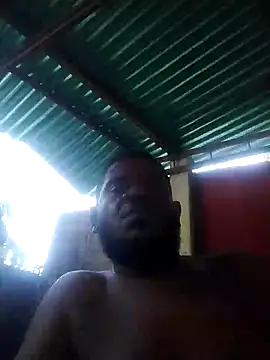 Snapshot of cometa267 chatting on October 2025 08:37:02 PM cometa267 online show from October 2025 08:37:02 PM