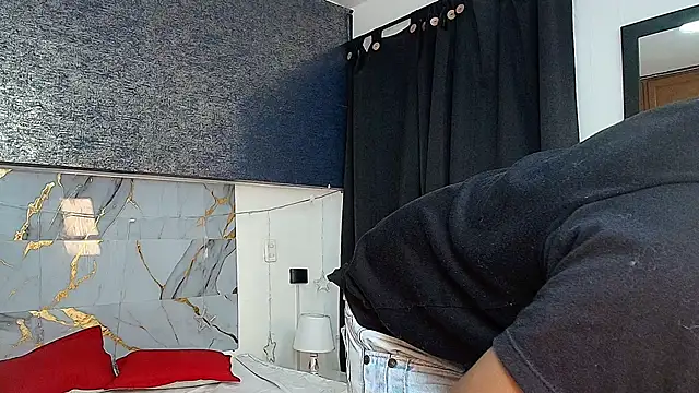 muller asher online show from December 2025 04:07:02 AM