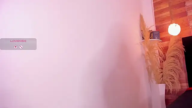 Snapshot of Emily_brown04 chatting on September 2025 11:10:02 AM Emily brown04 online show from September 2025 11:10:02 AM