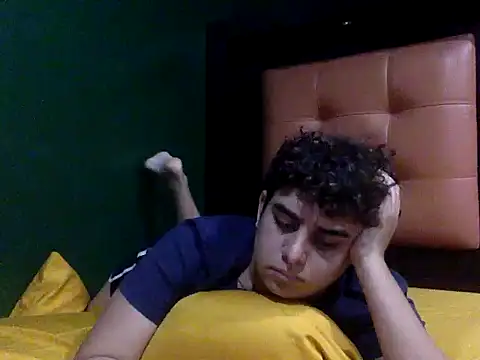 Snapshot of Thiagoforyou chatting on October 2025 05:17:02 AM Thiagoforyou online show from October 2025 05:17:02 AM