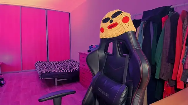 Snapshot of just_fucked777 chatting on April 2026 11:17:02 PM just fucked777 online show from April 2026 11:17:02 PM