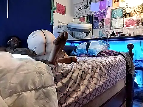 Snapshot of SnowBunny1224 chatting on September 2025 09:46:01 AM SnowBunny1224 online show from September 2025 09:46:01 AM