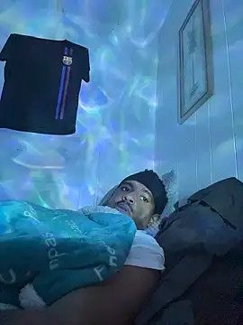 tyrek5051 online show from November 2025 05:35:02 AM