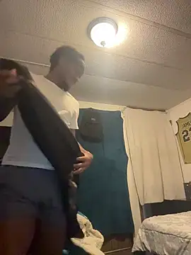 tyrek5051 online show from December 2025 01:31:02 PM