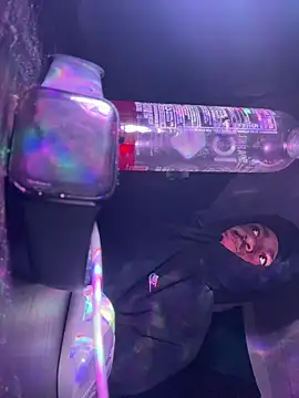 tyrek5051 online show from December 2025 05:57:01 AM