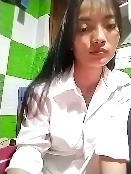 tdtd98 online show from December 2025 06:27:01 PM