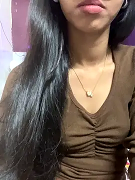 Snapshot of Desire_Zoya chatting on November 2025 06:23:02 PM Desire Zoya online show from November 2025 06:23:02 PM