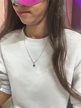 Snapshot of Desire_Zoya chatting on December 2025 02:58:02 PM Desire Zoya online show from December 2025 02:58:02 PM