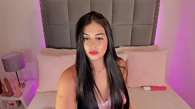 Snapshot of Saian-lory chatting on January 2026 12:13:01 AM Saian-lory online show from January 2026 12:13:01 AM