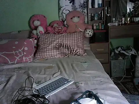 Snapshot of BigClit_Ayana chatting on November 2025 07:57:01 PM BigClit Ayana online show from November 2025 07:57:01 PM