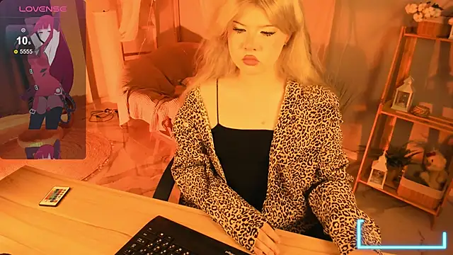 LilithNelson online show from September 2025 05:57:02 PM