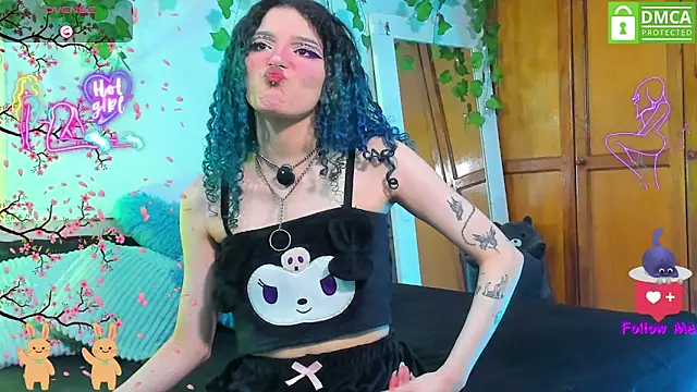 Snapshot of Bluedarkelf888 chatting on April 2026 11:44:01 PM Bluedarkelf888 online show from April 2026 11:44:01 PM