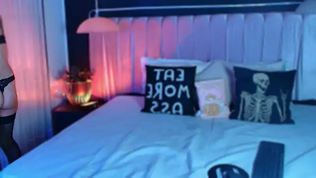 Dannyaa  online show from September 2025 12:39:02 PM