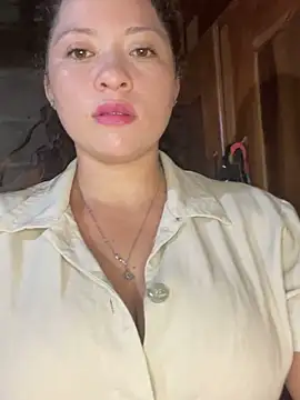 Snapshot of sabrossa chatting on April 2026 03:34:02 AM sabrossa online show from April 2026 03:34:02 AM