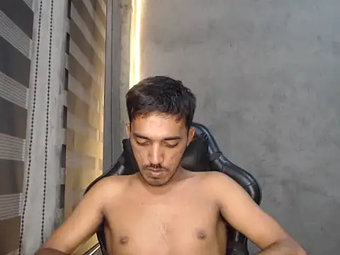 RowyCam online show from September 2025 02:39:02 PM