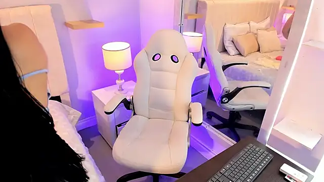 manyaa  online show from January 2026 07:27:02 PM