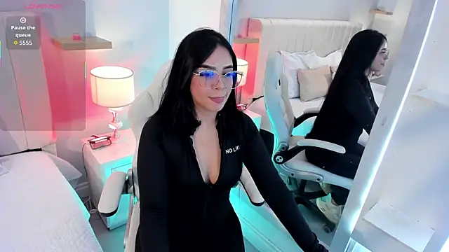 Snapshot of manyaa_ chatting on March 2026 07:43:02 PM manyaa online show from March 2026 07:43:02 PM